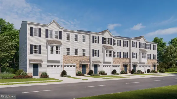 3079 Martha Way, PENNSBURG, PA 18073