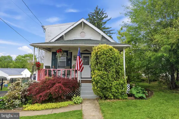 140 Warren St, WILLOW GROVE, PA 19090