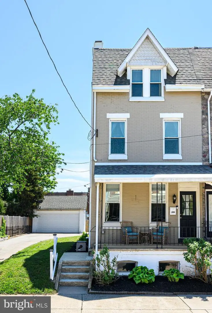 308 Prospect Ave, Bridgeport, PA 19405 - #2