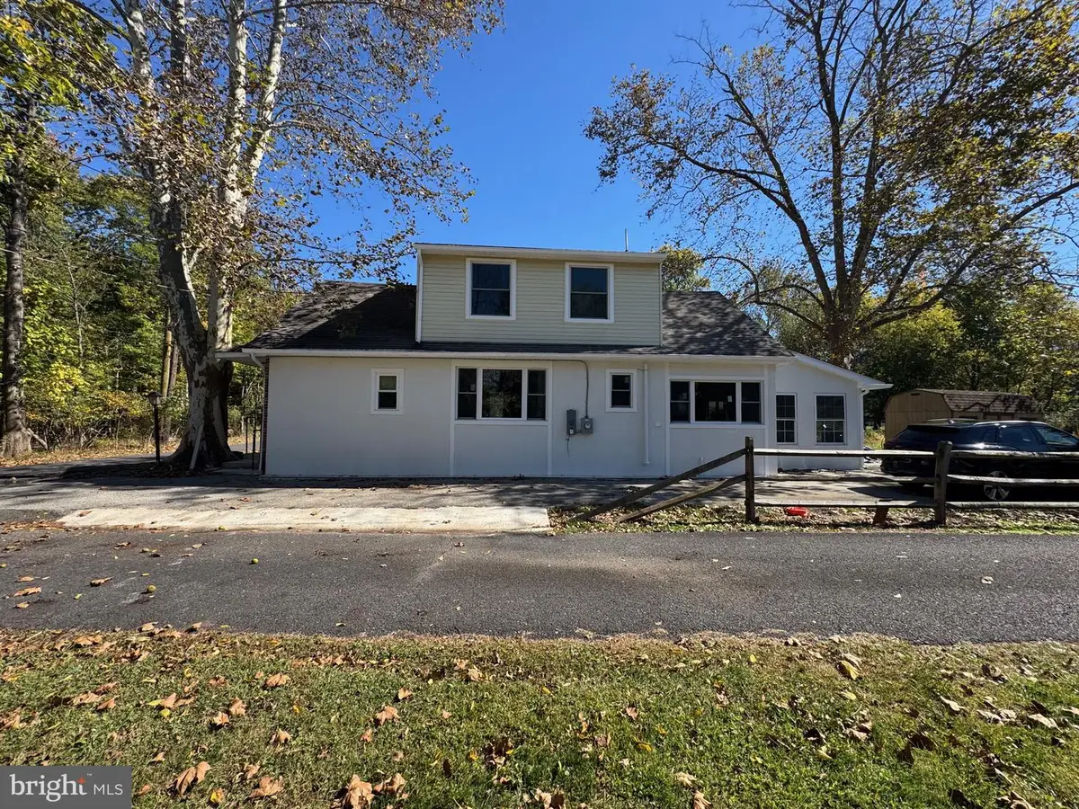 64 Penn Rd, Collegeville, PA 19426 - #1
