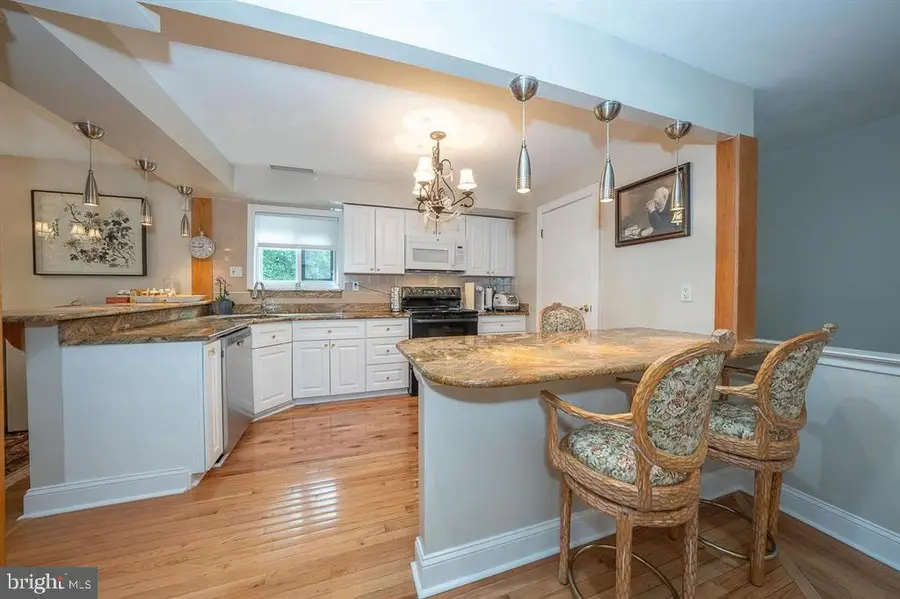 1750 Oakwood Ter #16-i, Penn Valley, PA 19072 - #3