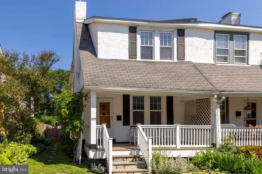 229 Wayne Ave, Narberth, PA 19072 - #3