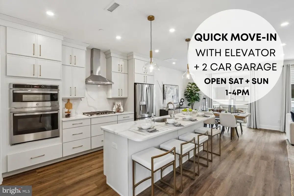 956 Riverplace Dr #2, Conshohocken, PA 19428 - #1