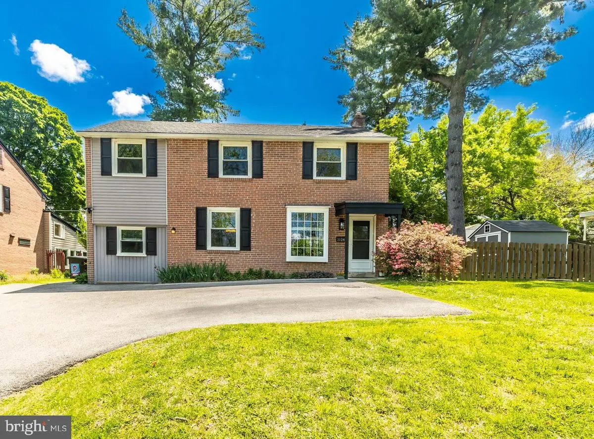 3024 Joshua Rd, Lafayette Hill, PA 19444 - #1