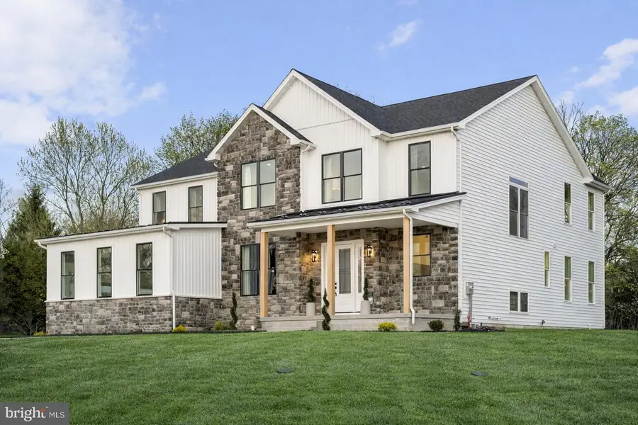 906 S Collegeville Rd, Phoenixville, PA 19460 - #2