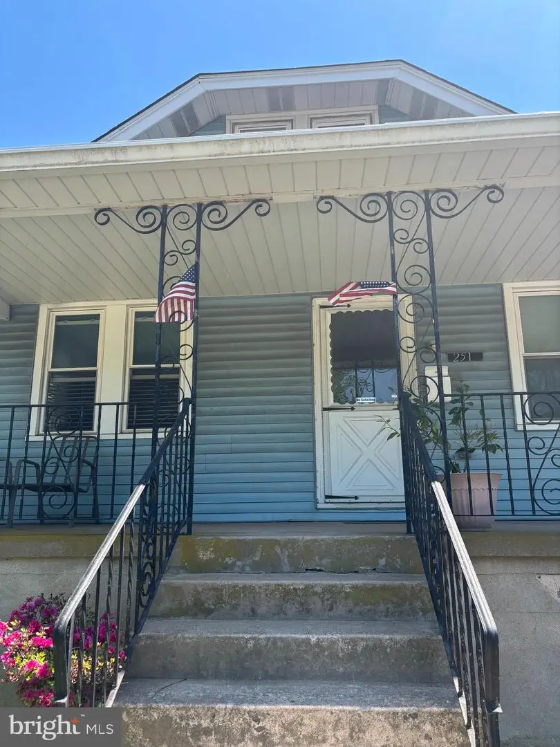 251 Fitzwatertown Rd, Willow Grove, PA 19090 - #3