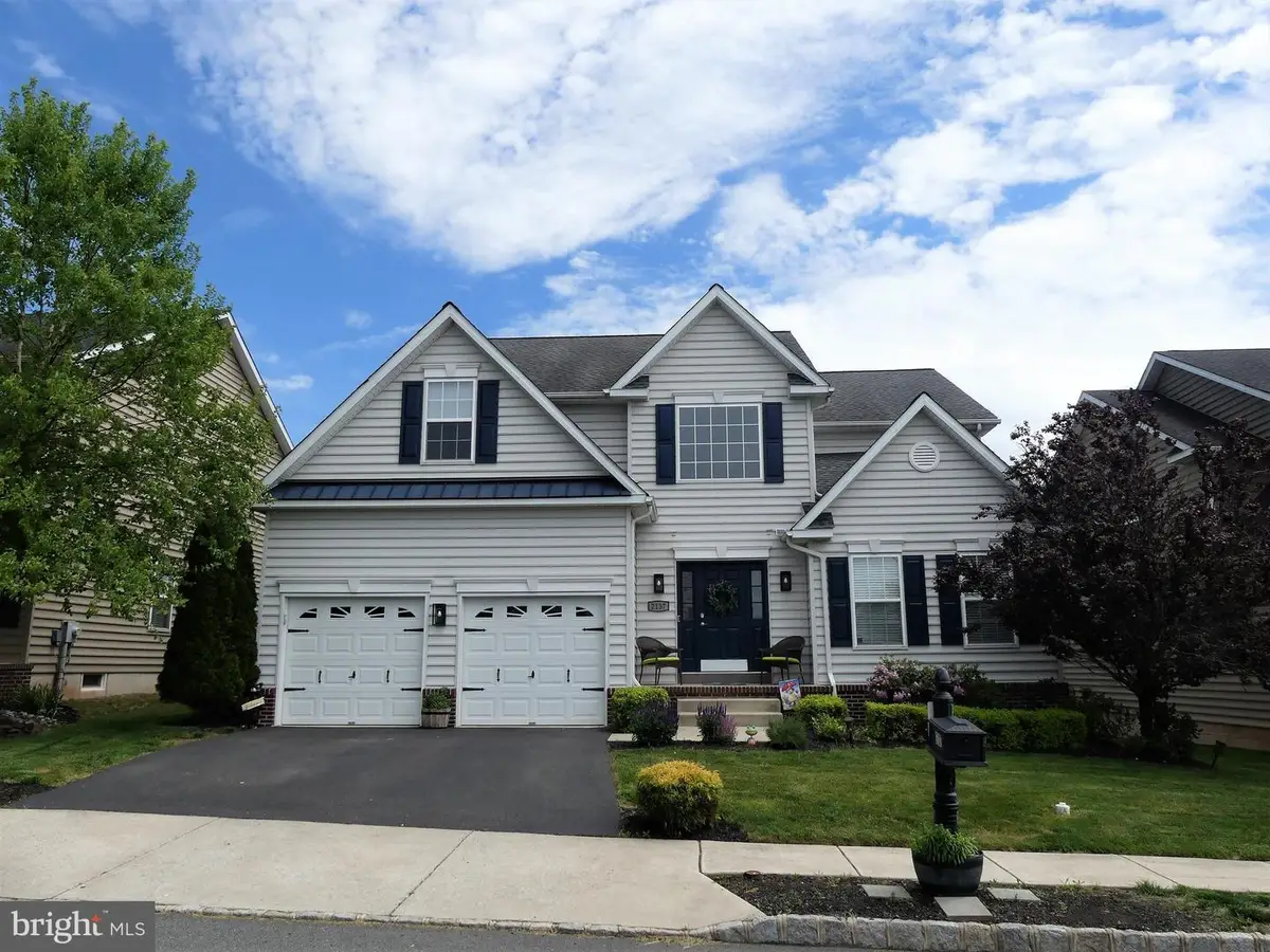 2137 Larkspur Ct, Pennsburg, PA 18073 - #1