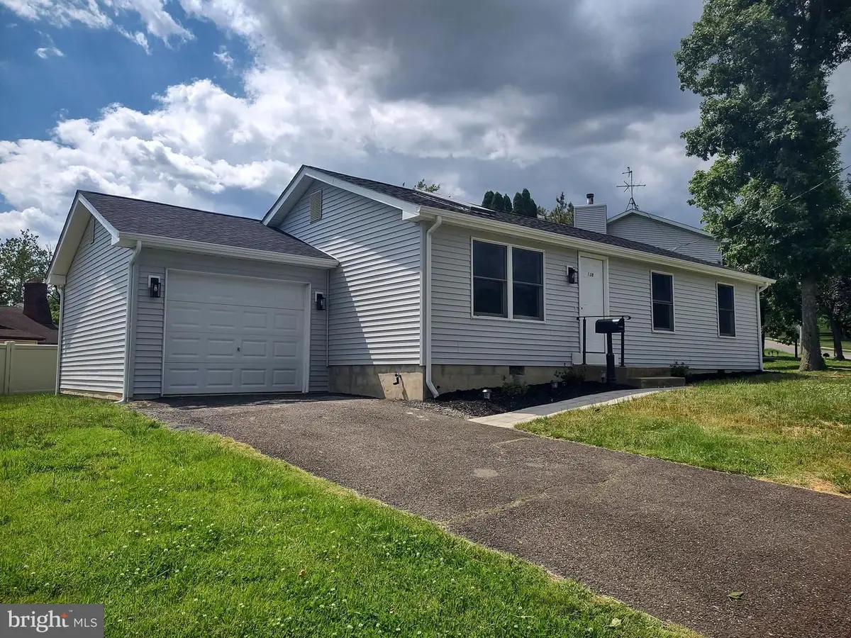 138 Houston Ave, Glenside, PA 19038 - #1