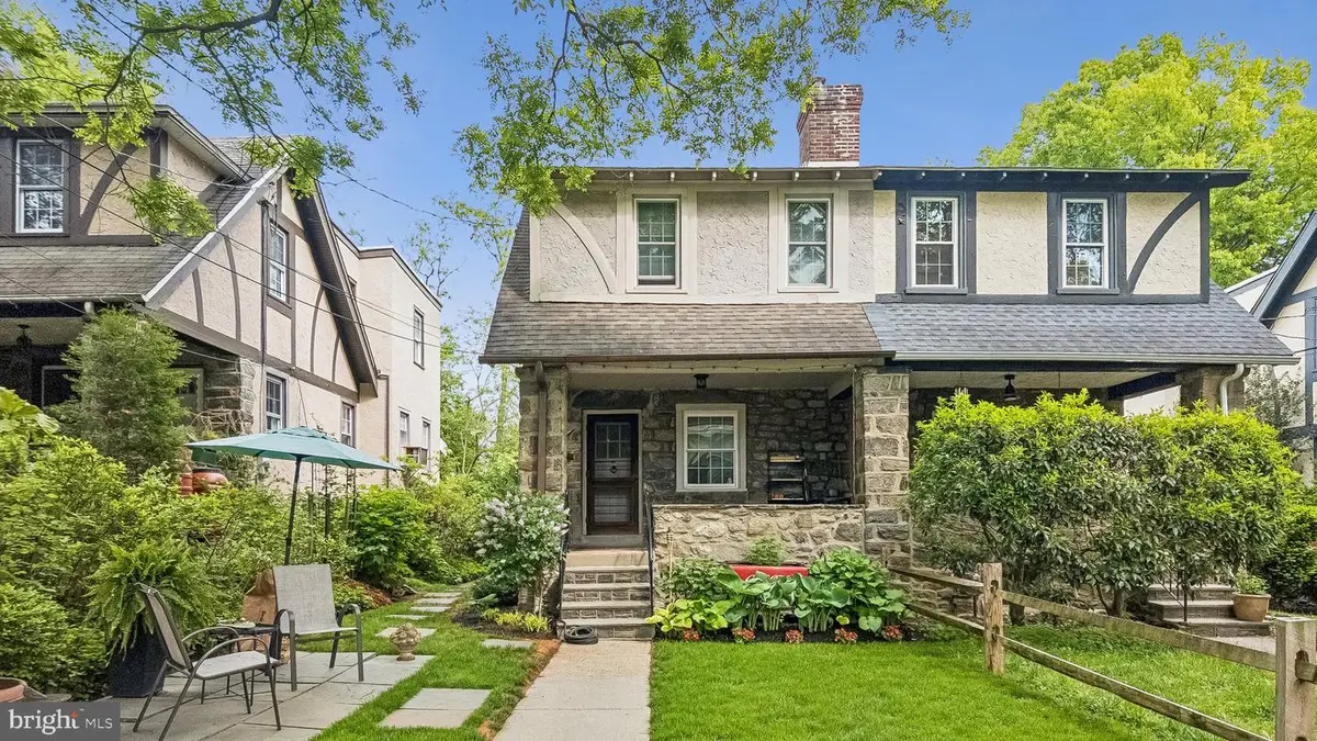 21 Chatham Rd, Ardmore, PA 19003 - #1