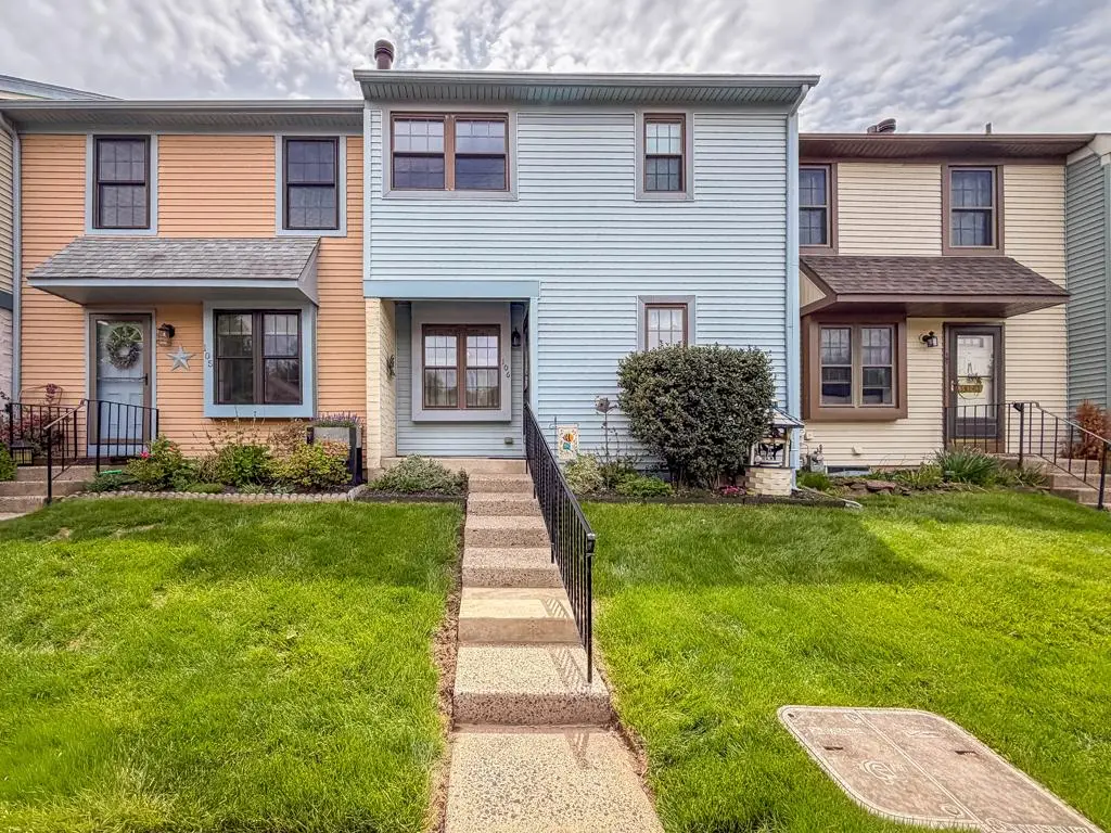 106 Rutledge Ct, North Wales, PA 19454 - #1