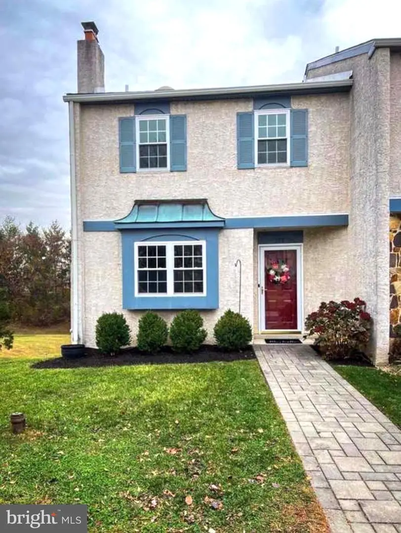 279 Lawndale Ave, King Of Prussia, PA 19406 - #1