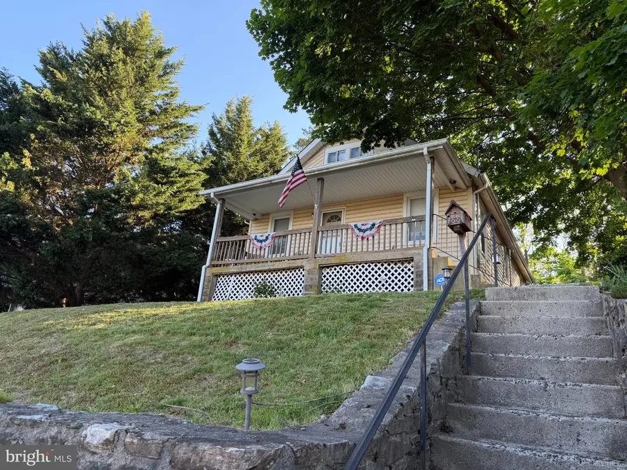 494 Grant Ave, Willow Grove, PA 19090 - #3
