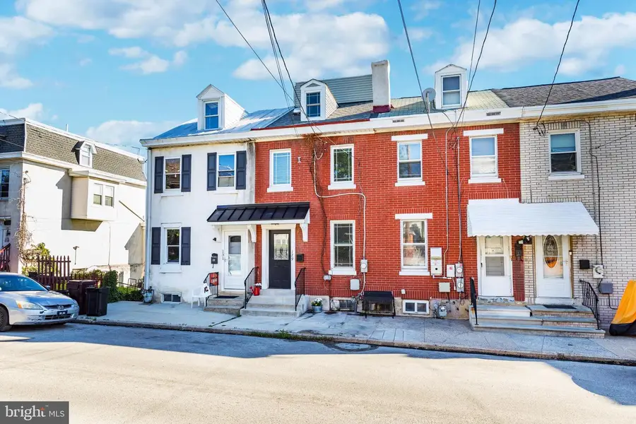 129 W Sixth St, Bridgeport, PA 19405 - #2