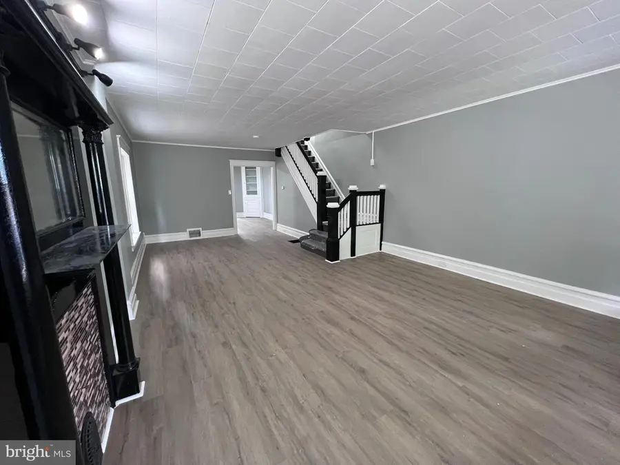 804 Queen St, Pottstown, PA 19464 - #3