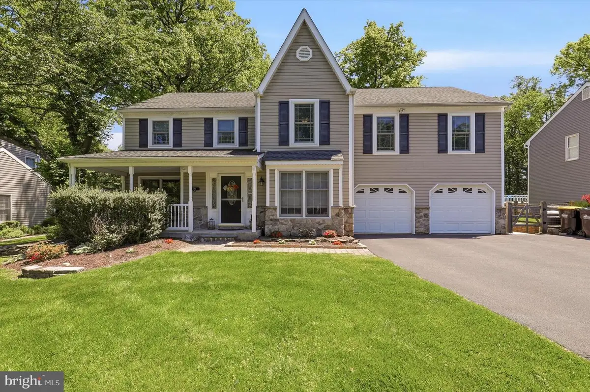 123 Runnymede Dr, Lansdale, PA 19446 - #1