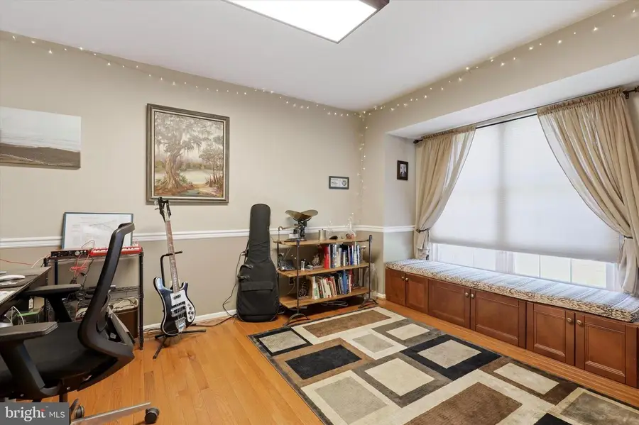 123 Runnymede Dr, Lansdale, PA 19446 - #3
