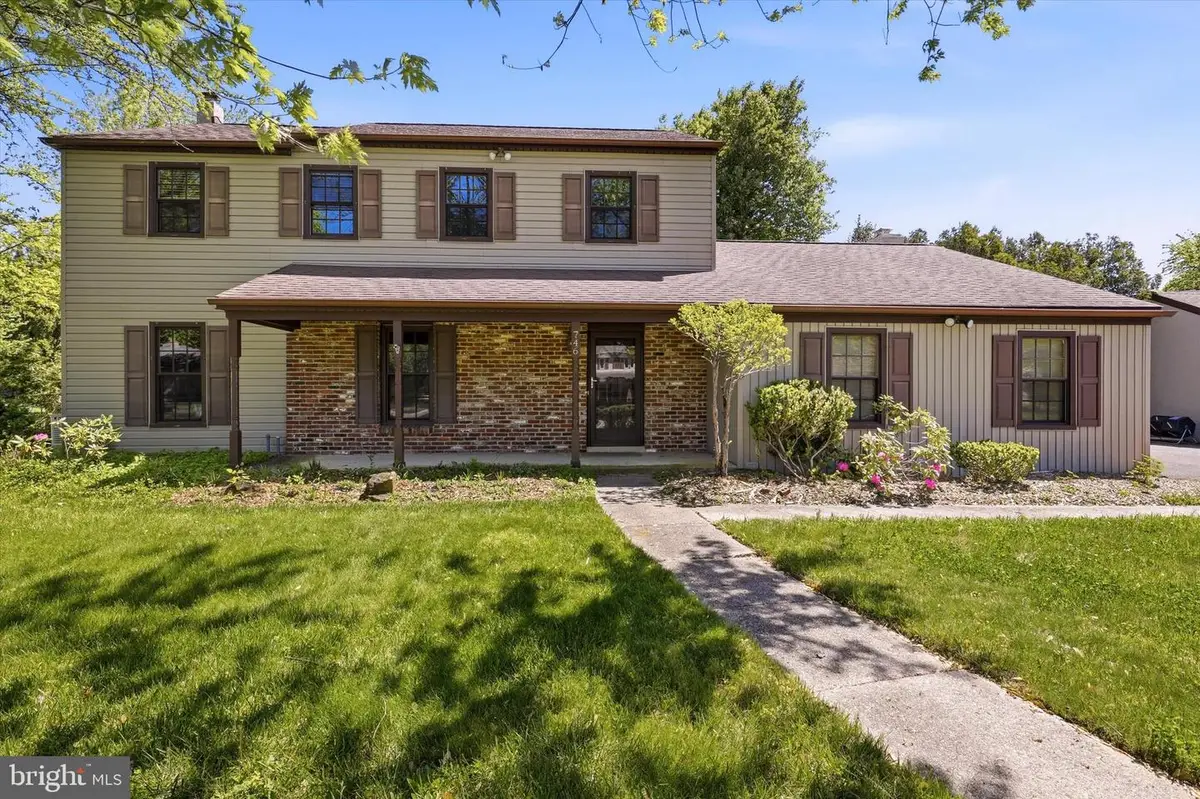 746 Wright Dr, Ambler, PA 19002 - #1