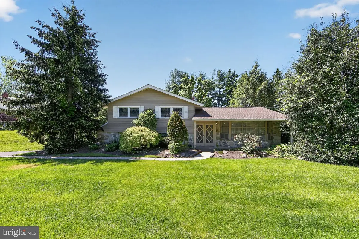 533 Martin Ln, Dresher, PA 19025 - #1