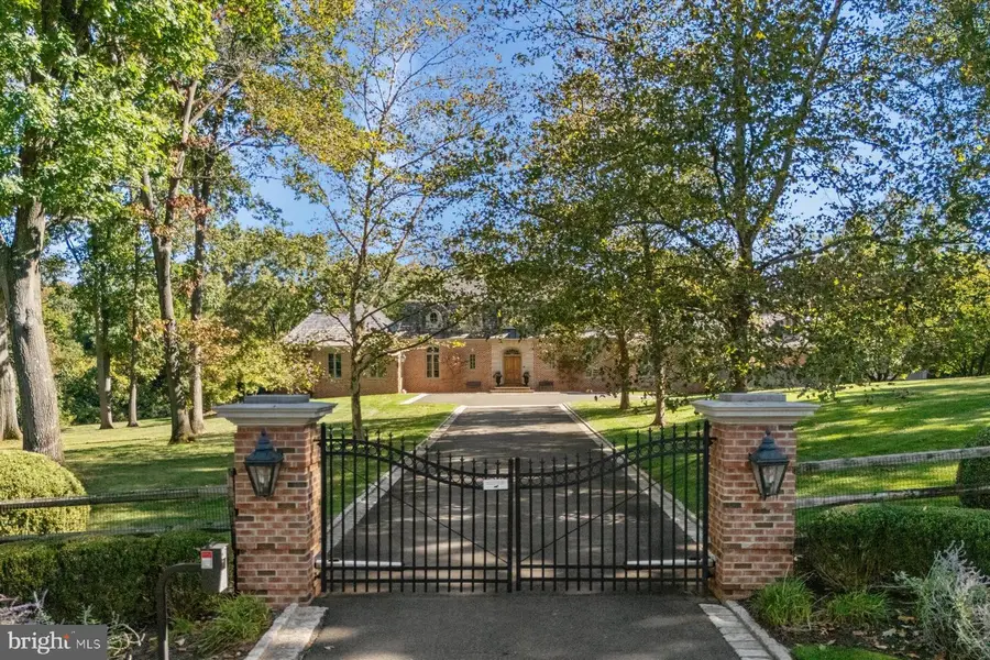 6220 Sheaff Ln, Fort Washington, PA 19034 - #2