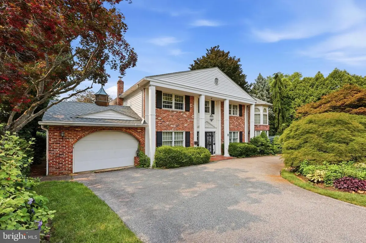 3 W Amherst Rd, Bala Cynwyd, PA 19004 - #1