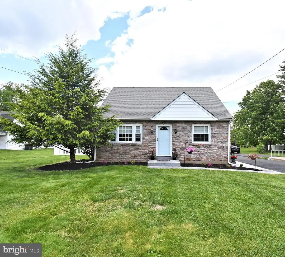 2108 N Line St, Lansdale, PA 19446 - #1