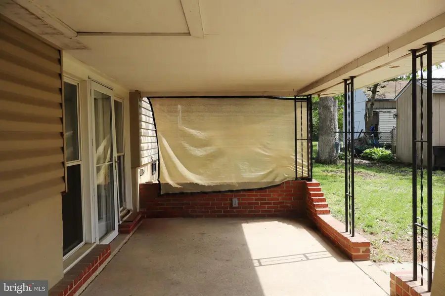 1317 Fitzwatertown Rd, Abington, PA 19001 - #3