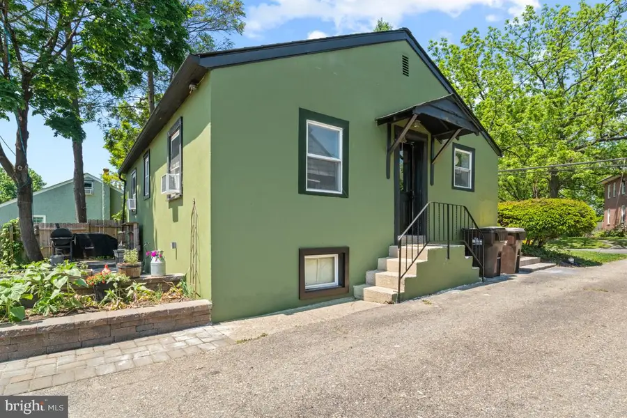 2814 Swede Rd, Norristown, PA 19401 - #3