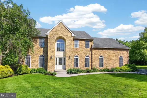 114 Memory Ln, TELFORD, PA 18969