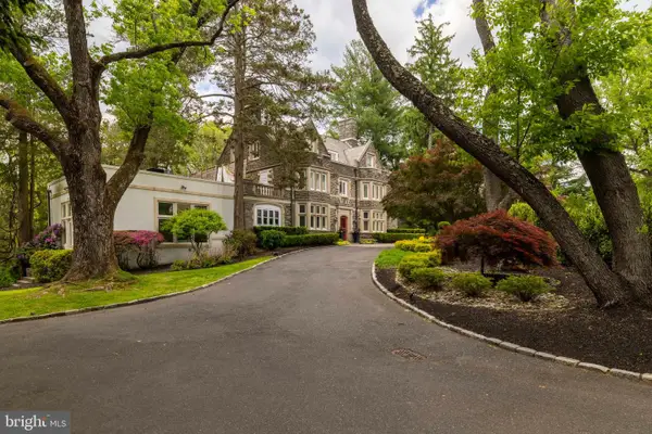 1670 Cloverly, JENKINTOWN, PA 19046
