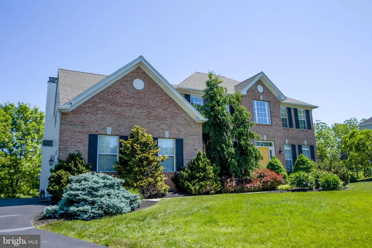 487 Windy Hill Rd, Gilbertsville, PA 19525 - #1
