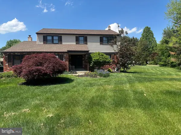 1325 Deflavis Cir, BLUE BELL, PA 19422