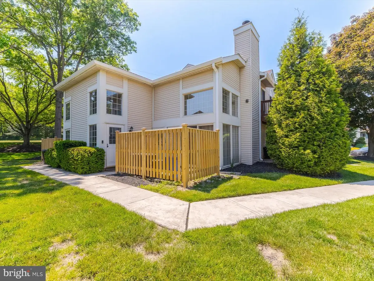 348 Green Meadow Ln, Horsham, PA 19044 - #1