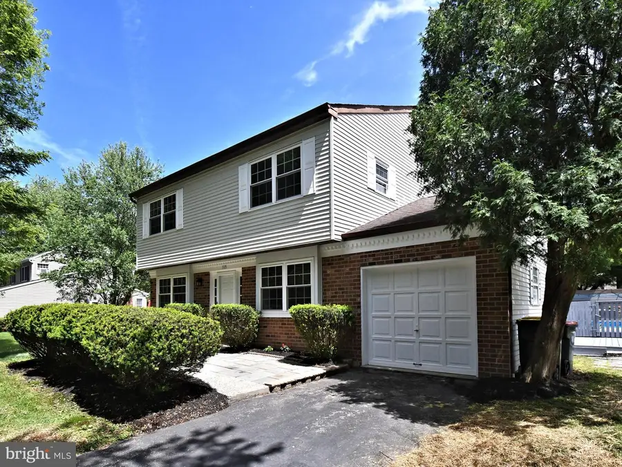 3115 Greenhill Ln, Norristown, PA 19401 - #2