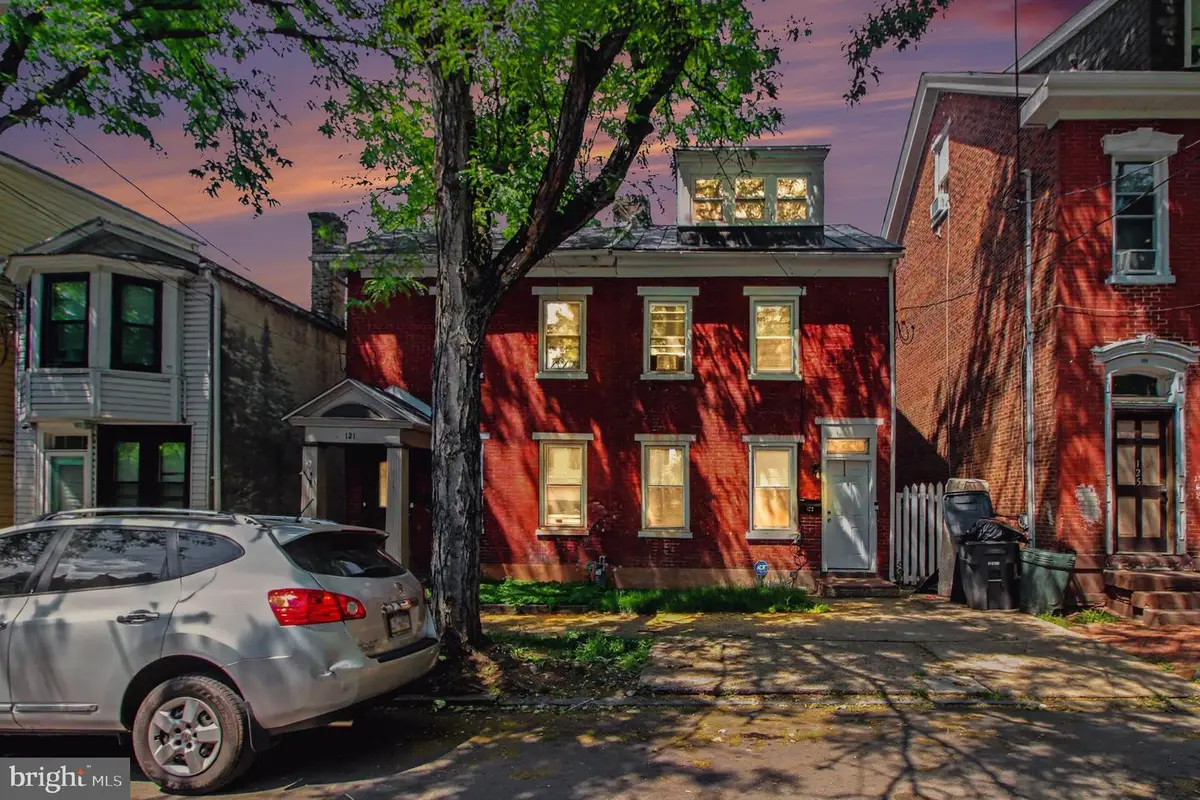 123 King St, Pottstown, PA 19464 - #1
