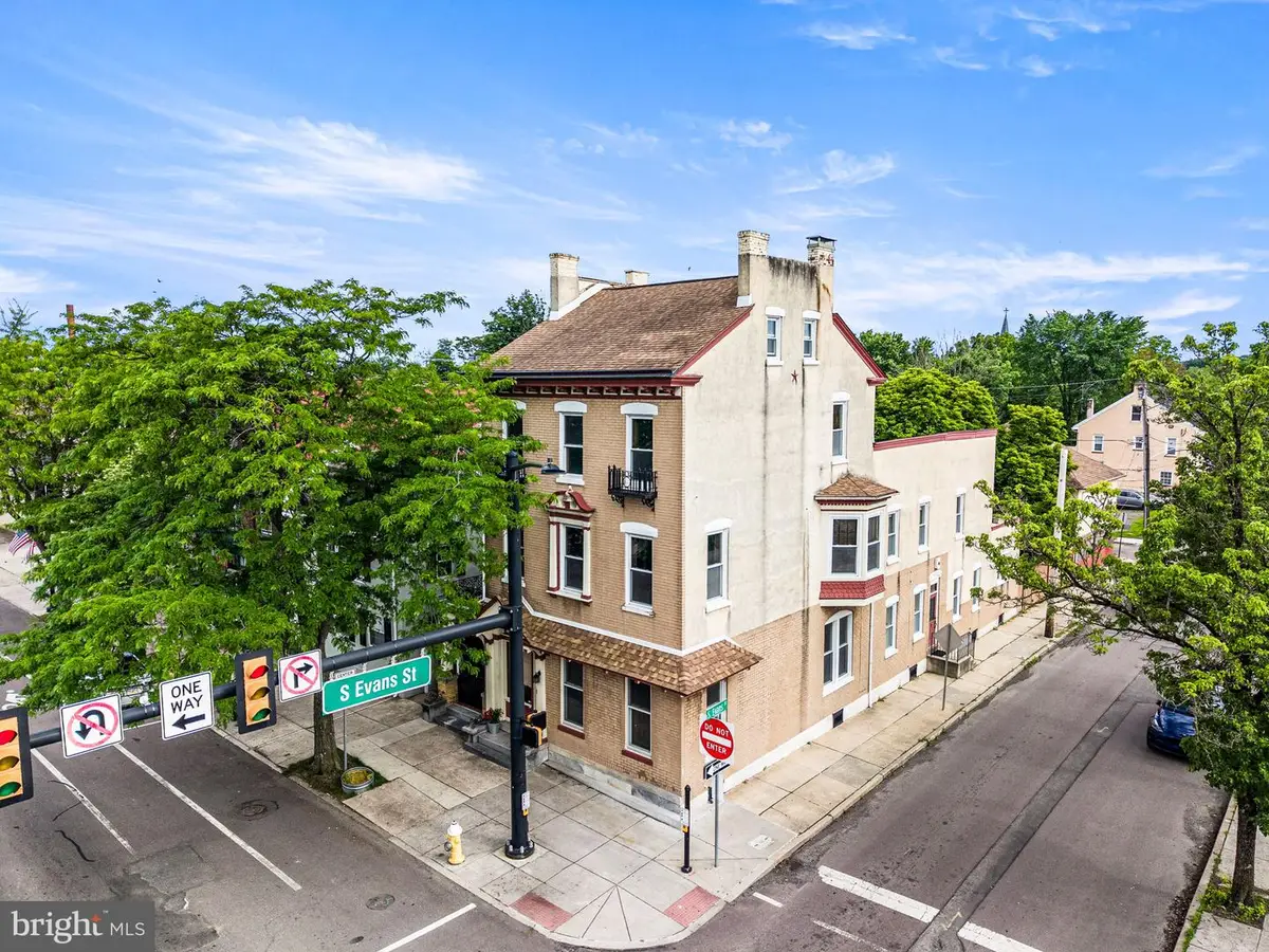 344 E High St, Pottstown, PA 19464 - #1