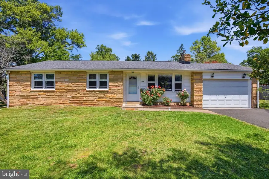 965 Garfield Ave, Lansdale, PA 19446 - #2