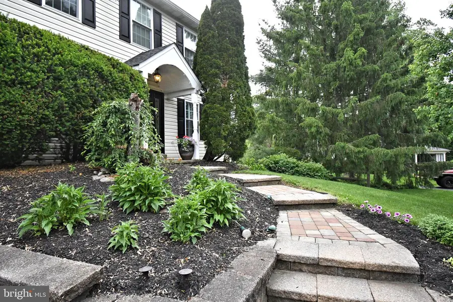 105 Pauline Cir, Lansdale, PA 19446 - #2