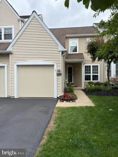 431 Country Club Dr, Lansdale, PA 19446 - #1