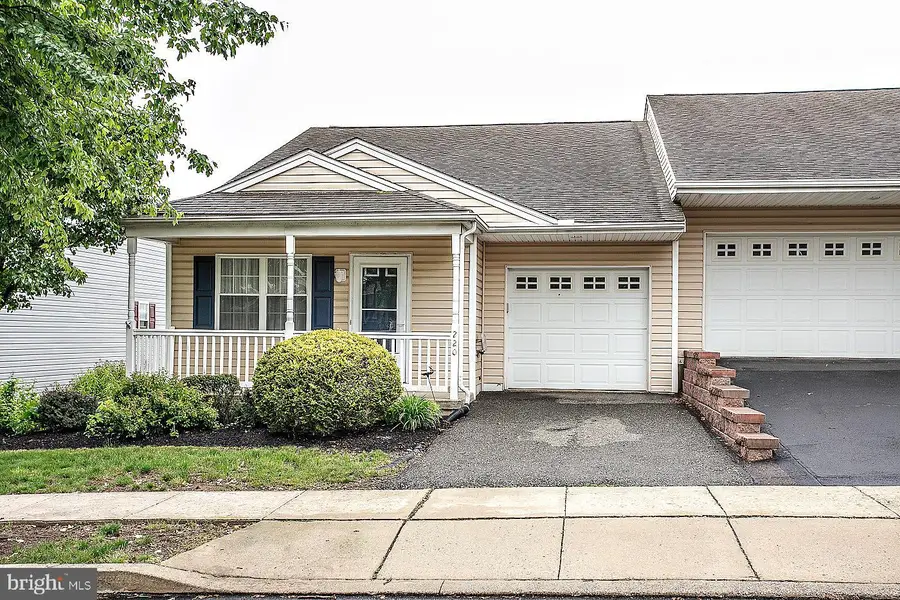 220 W Harmony Dr #92, Pottstown, PA 19464 - #2