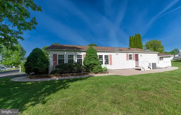 201 Village Way, ROYERSFORD, PA 19468