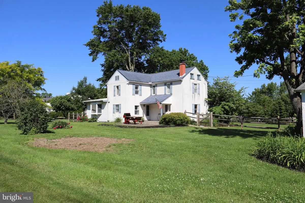 490 Smokepipe Rd, Souderton, PA 18964 - #1