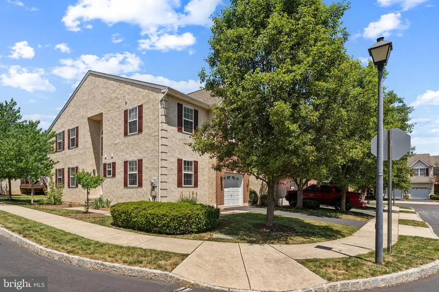 101 Riverside Dr, Red Hill, PA 18076 - #3