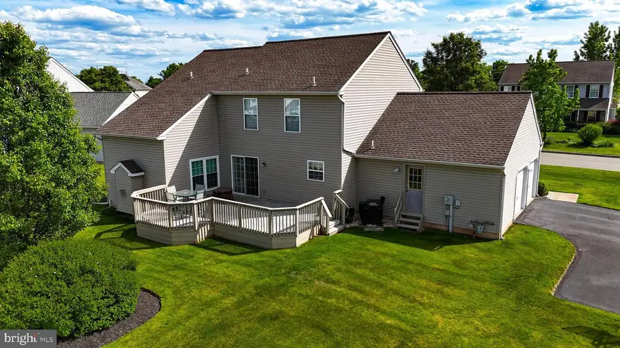 102 Noble Ln, Gilbertsville, PA 19525 - #2