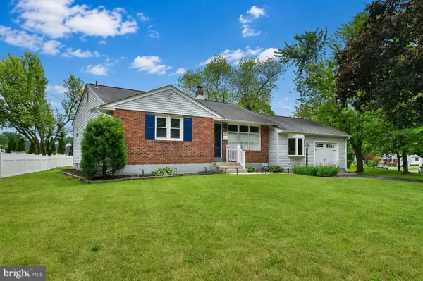 3875 Lukens Ln, HATBORO, PA 19040
