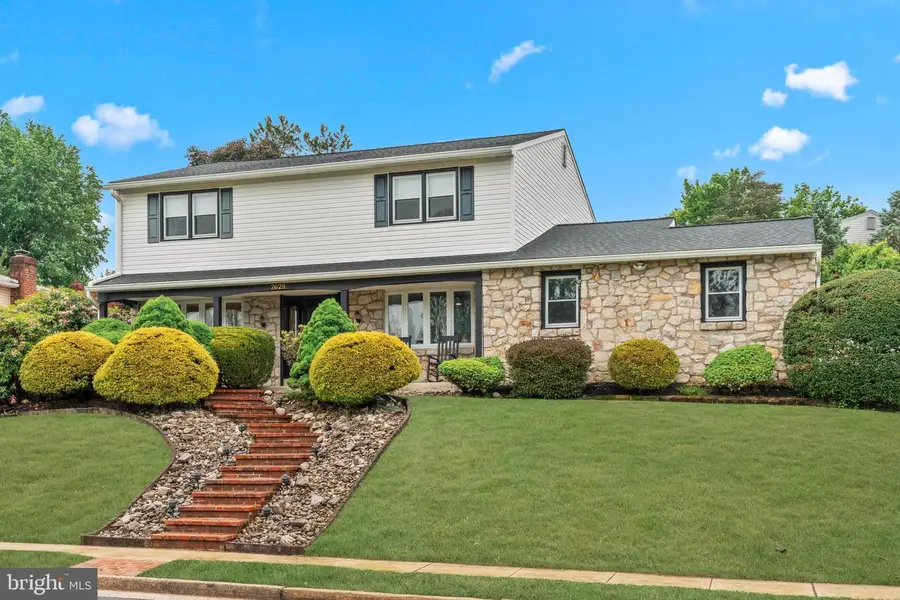2629 Barry Ln, Huntingdon Valley, PA 19006 - #2