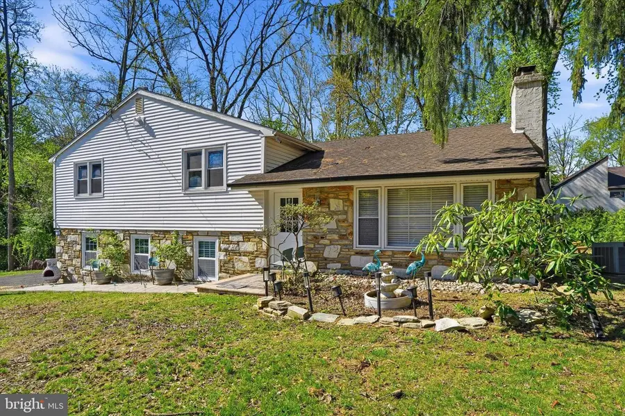 28 County Line Rd, Huntingdon Valley, PA 19006 - #2