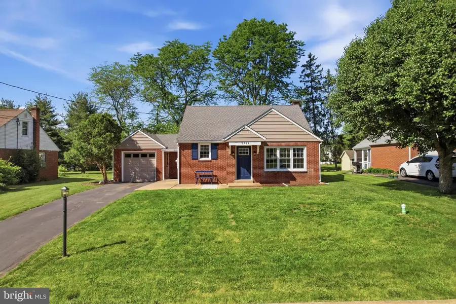 2724 Beech St, Hatfield, PA 19440 - #2