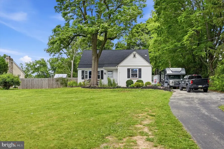 35 Burnside Ave, West Norriton, PA 19403 - #2