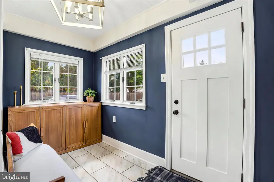 222 Crooked Ln, King Of Prussia, PA 19406 - #2