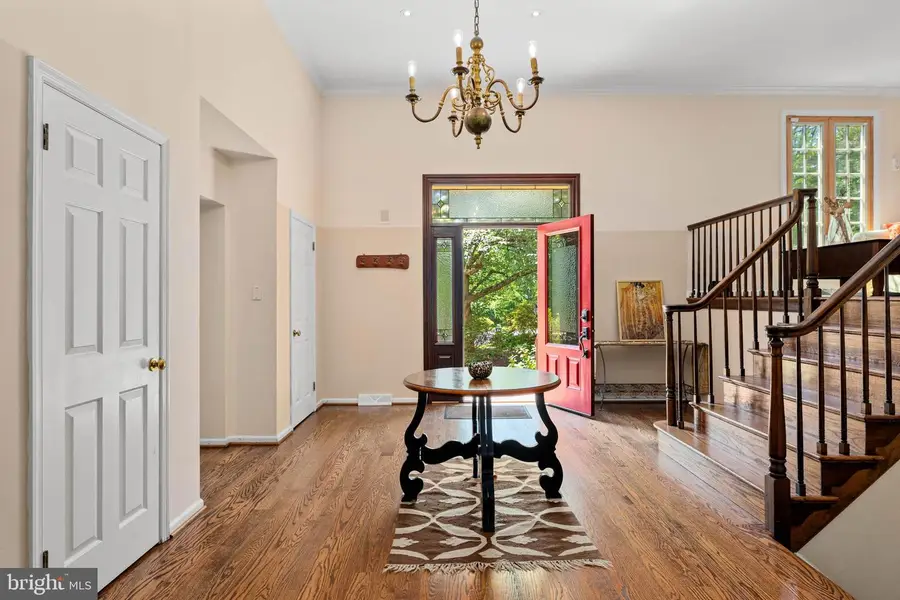 644 Robinson Ln, Haverford, PA 19041 - #2